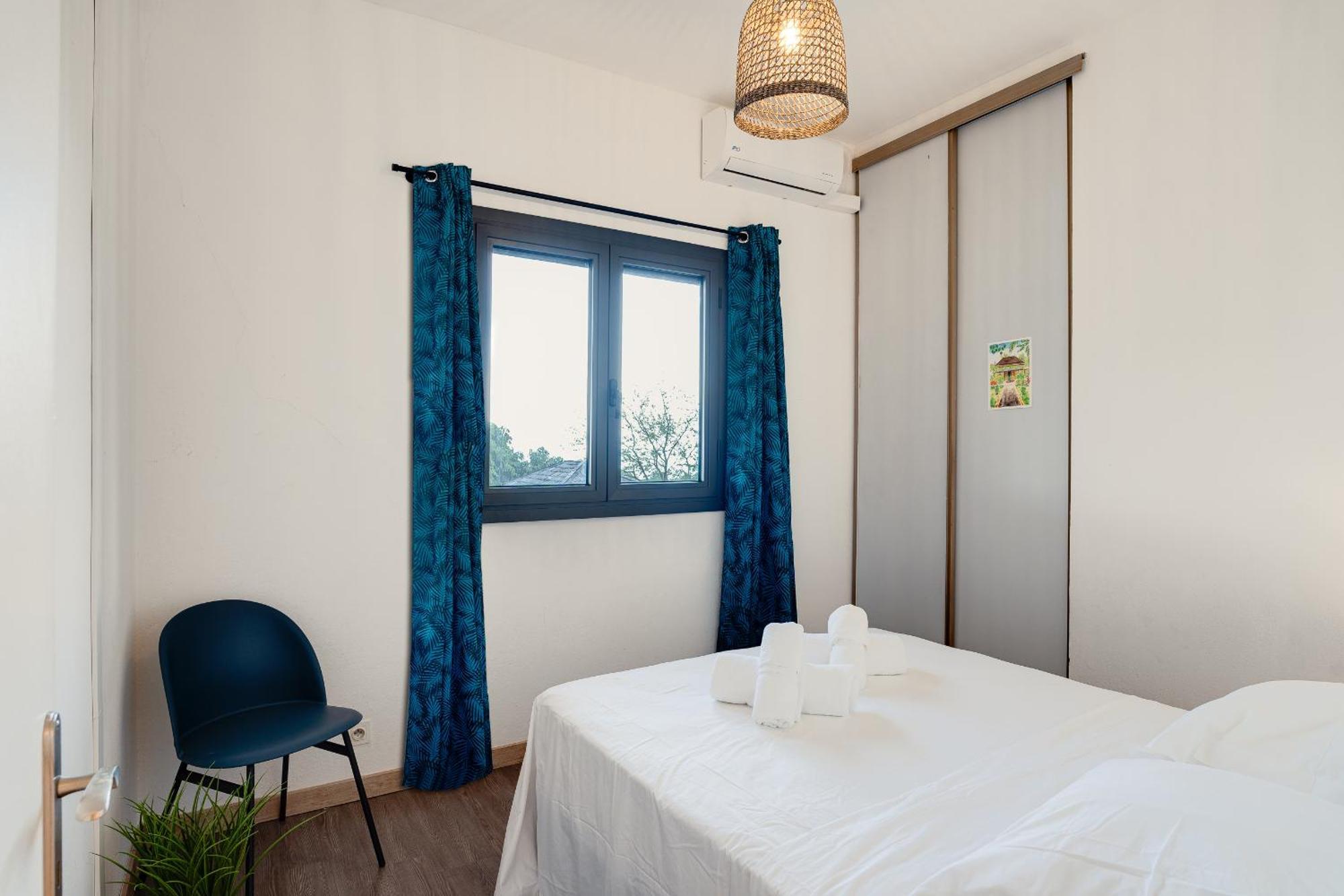 לה פוססיון Villa Oasis מראה חיצוני תמונה