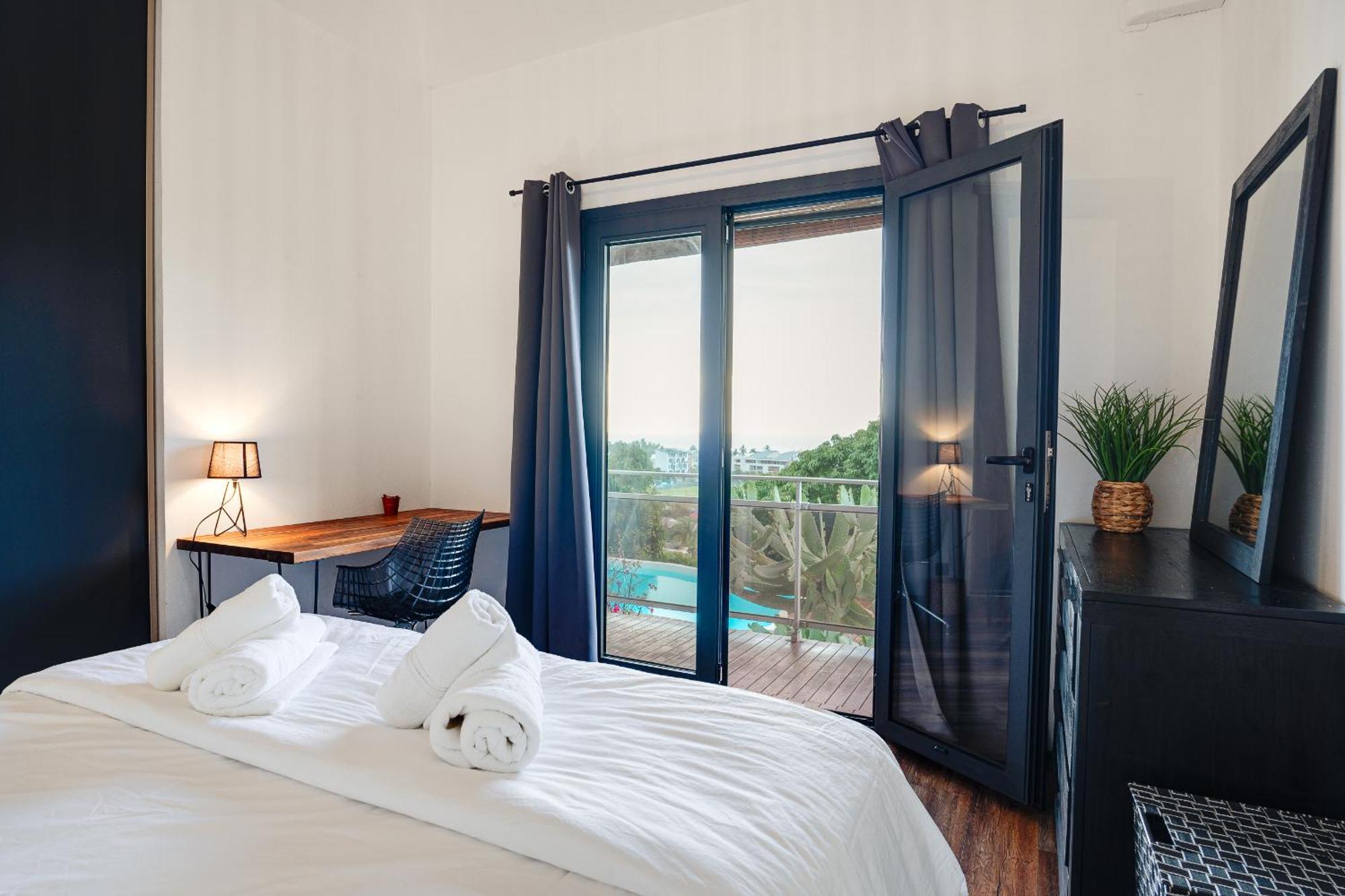 לה פוססיון Villa Oasis מראה חיצוני תמונה